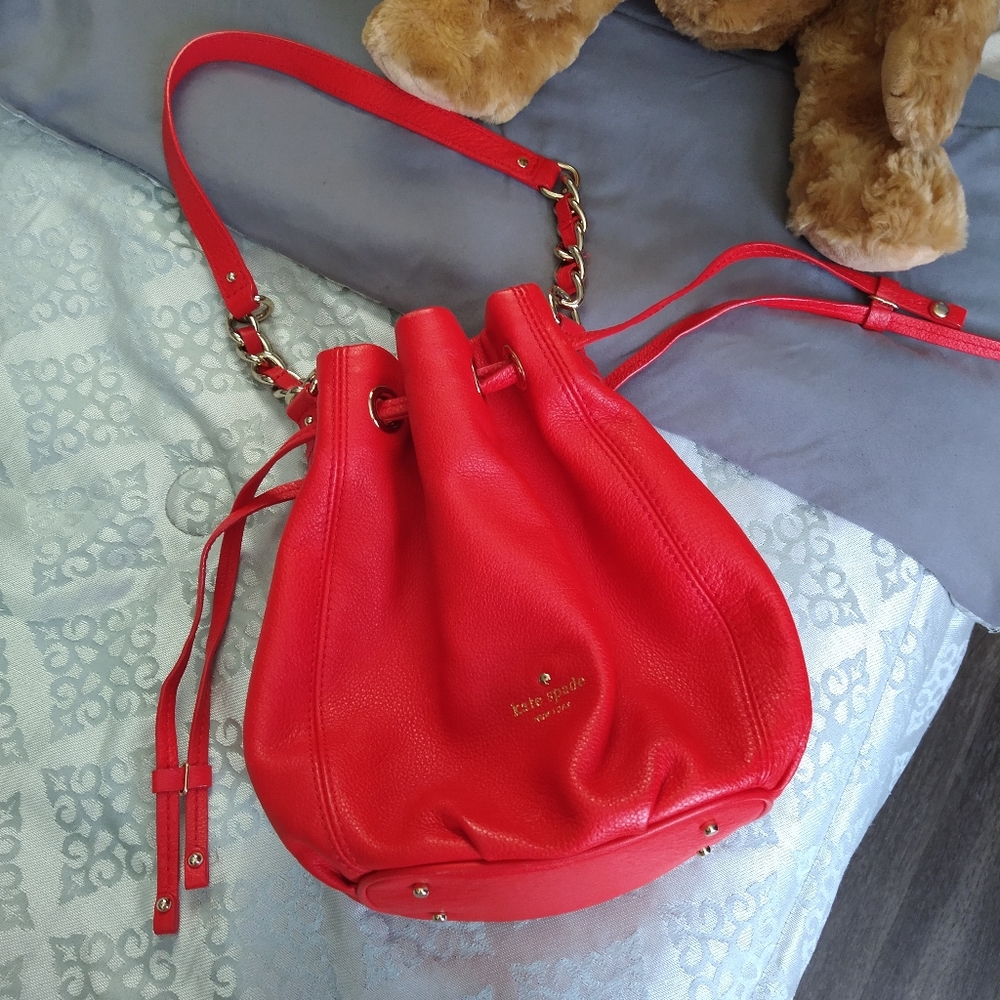 ❌SOLD❌Cobble Hill Wyatt Mini Bucket Bag